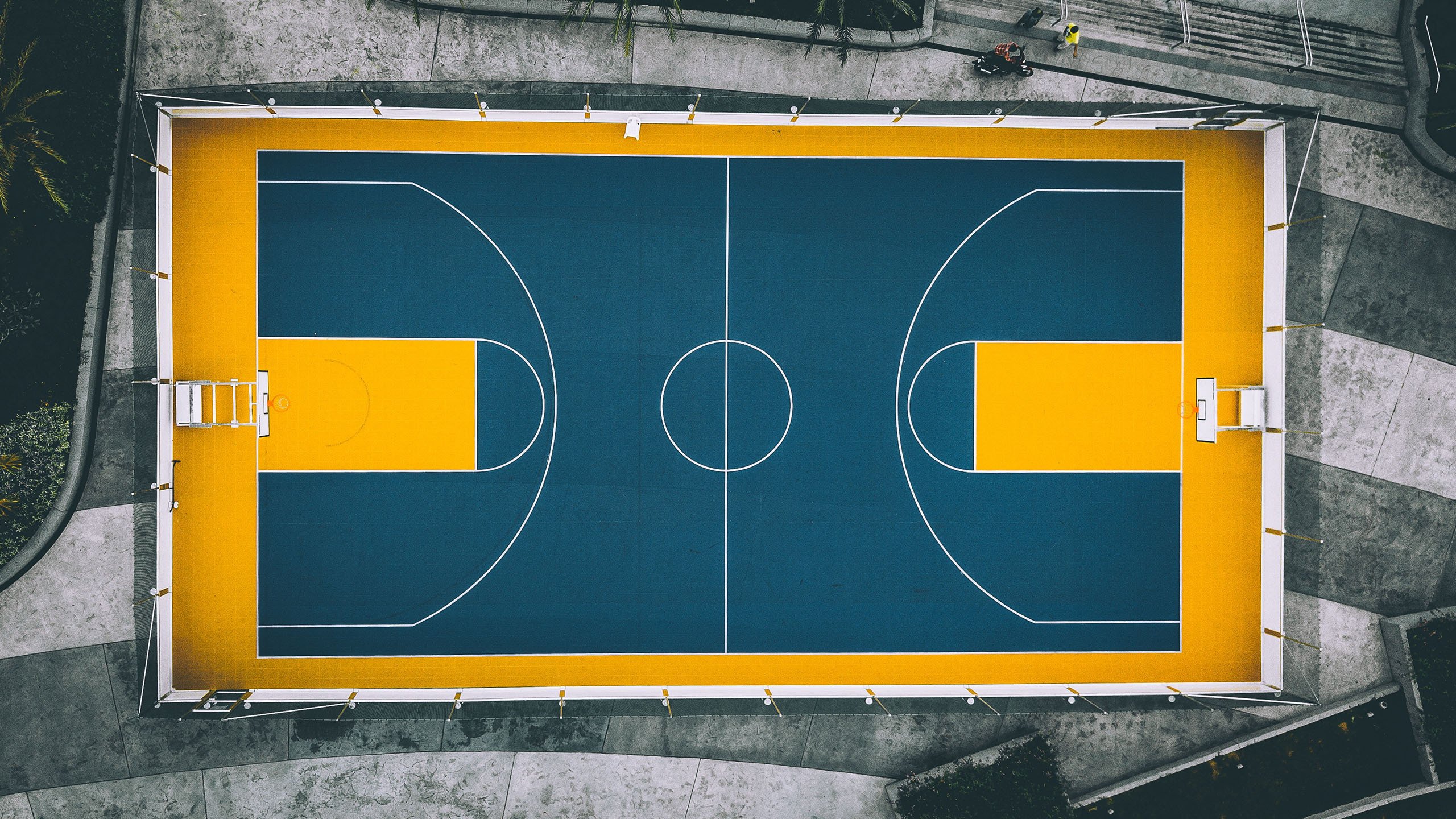 开云官网-VAR判罚再引争议，巴黎圣日耳曼对阵热刺，裁判点球引爆全球球迷热议，VAR点球判罚引爆争议，巴黎VS热刺再成焦点